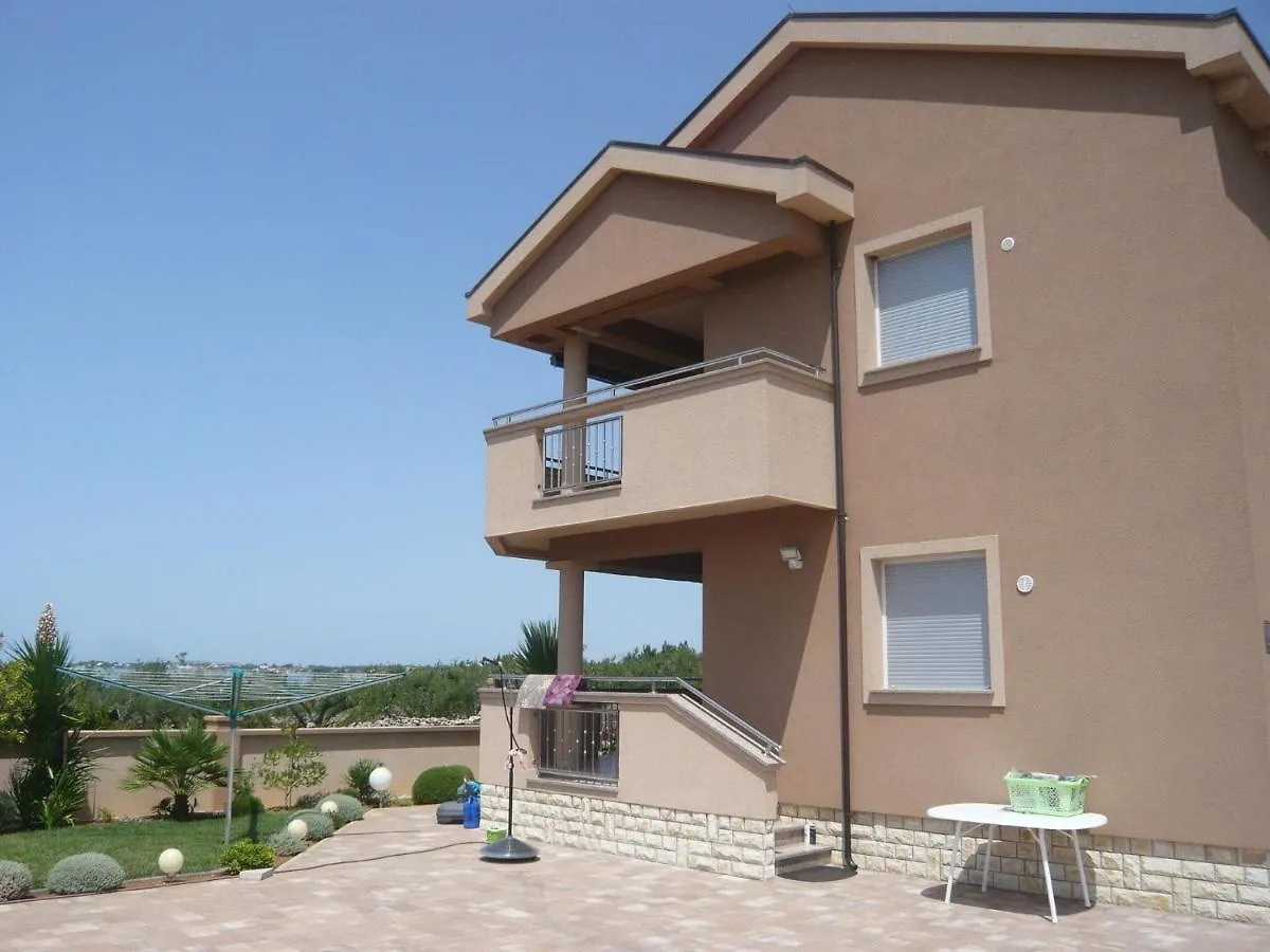 Apartments Jasna In Zaton Close To The Beach