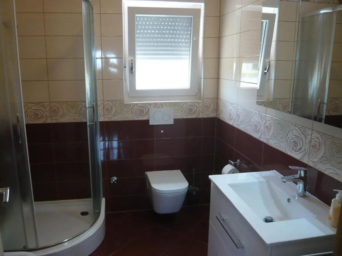 Apartments Jasna In Zaton Close To The Beach